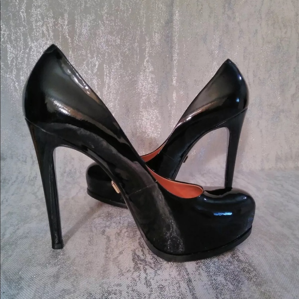 Pour La Victoire Black Patent sz 7.5